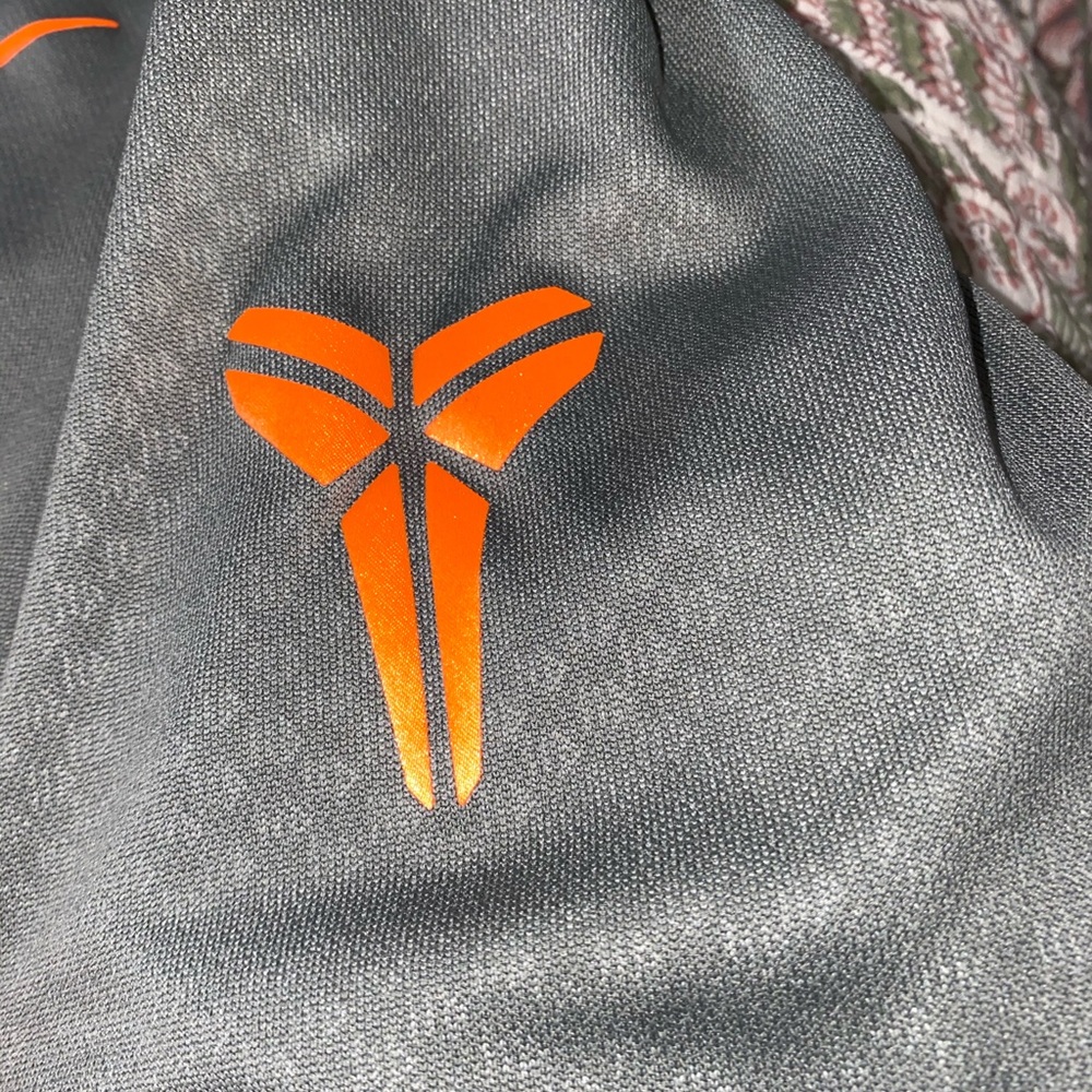 Kobe zip up jacket